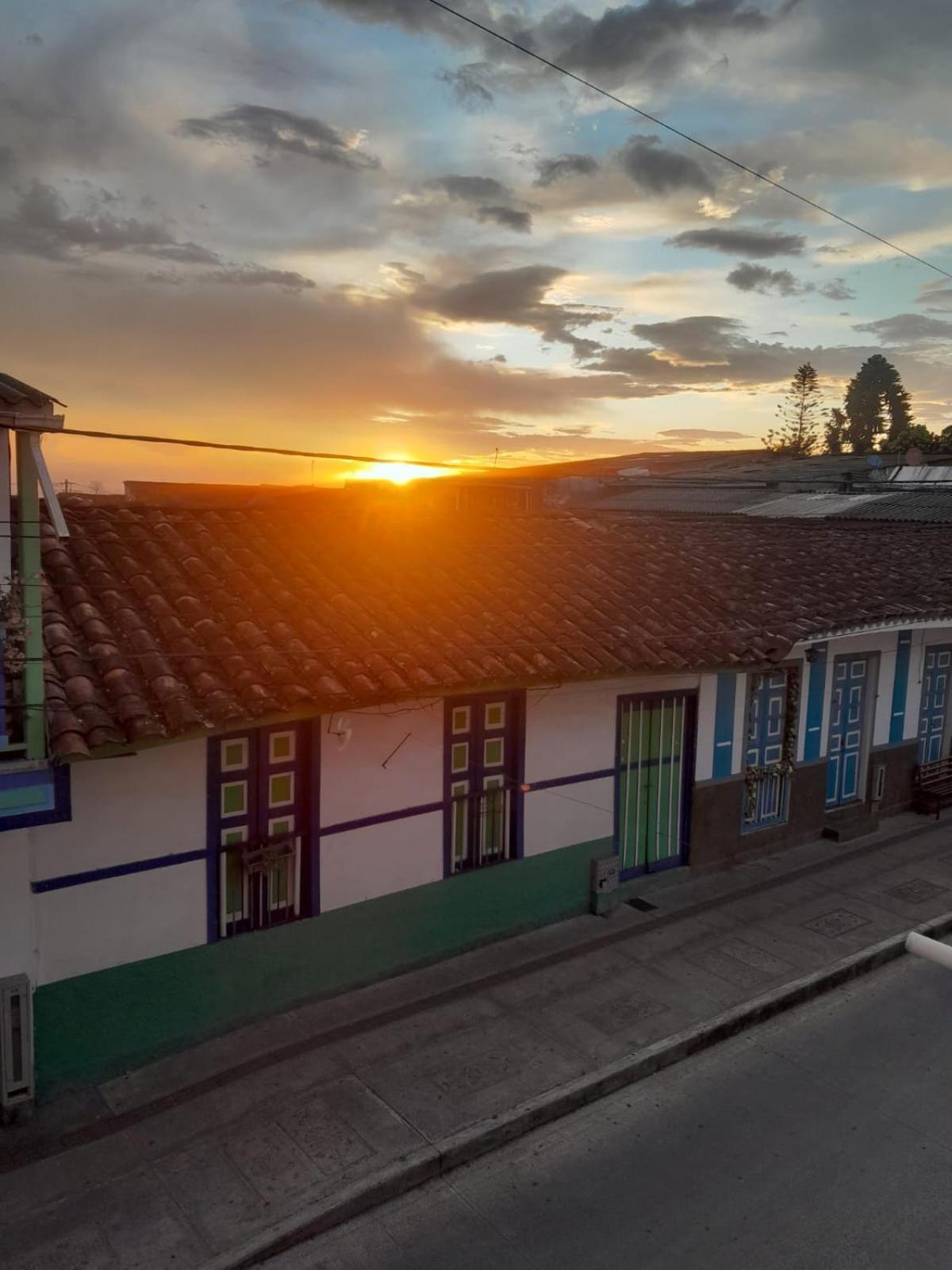 Hostal Bremen Jq Filandia Zewnętrze zdjęcie