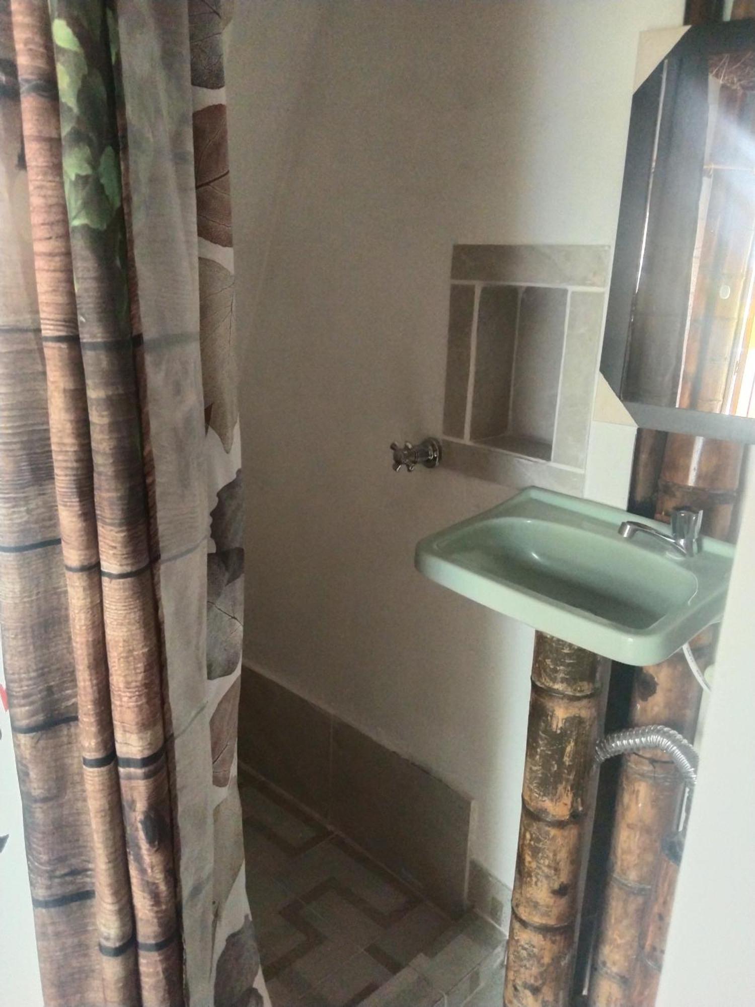 Hostal Bremen Jq Filandia Zewnętrze zdjęcie